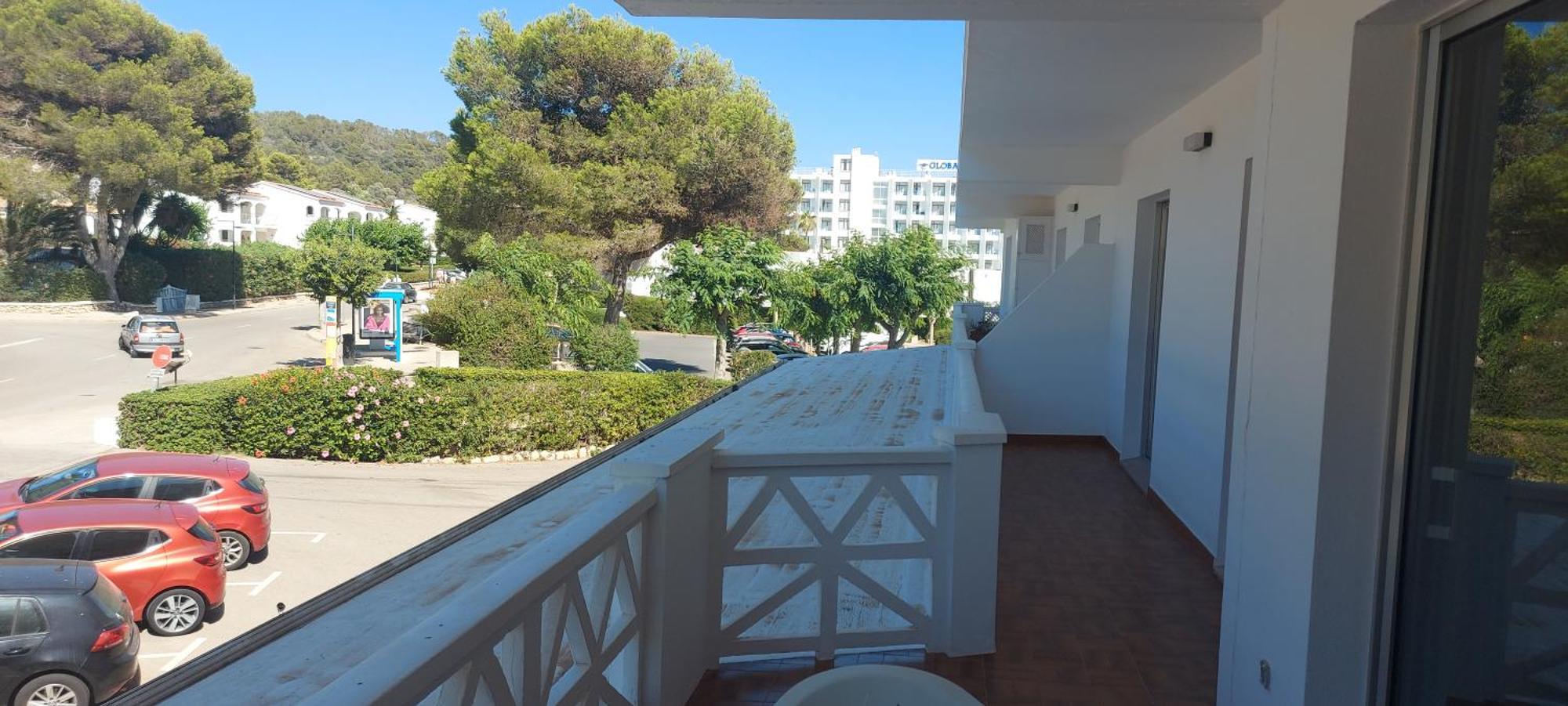 Apartamento En Playa Santo Tomas 1-5 Es Migjorn Gran Bagian luar foto